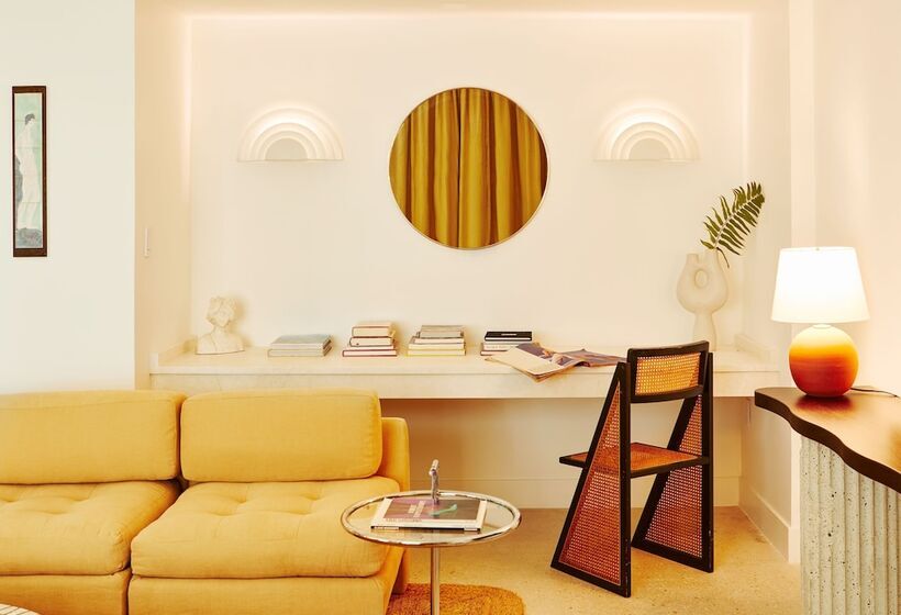 Отель Palm Heights