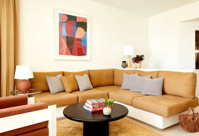 Отель Palm Heights