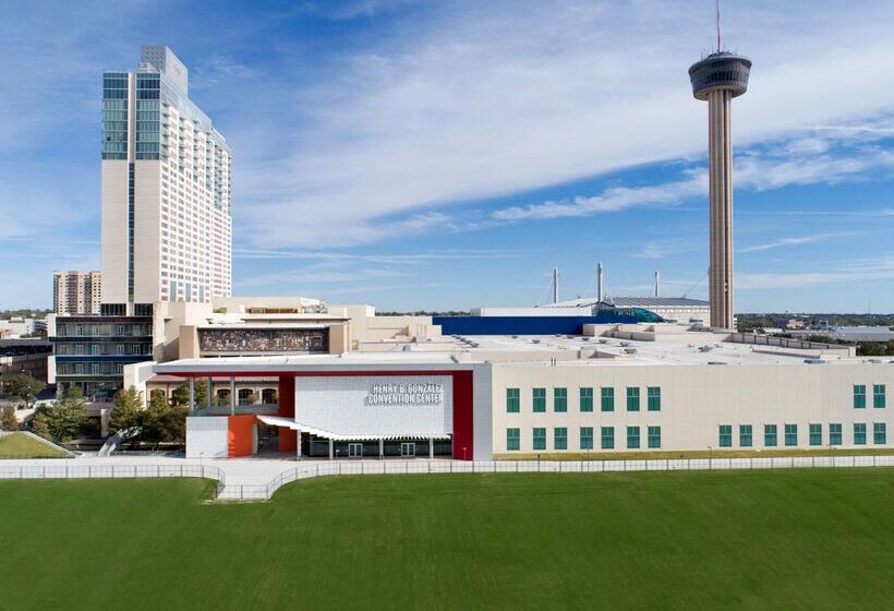 Отель Grand Hyatt San Antonio River Walk