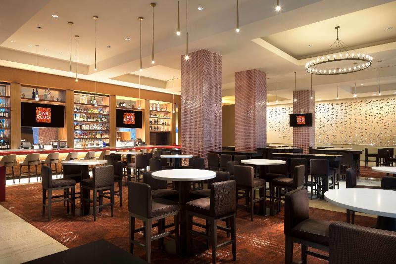 Отель Grand Hyatt San Antonio River Walk