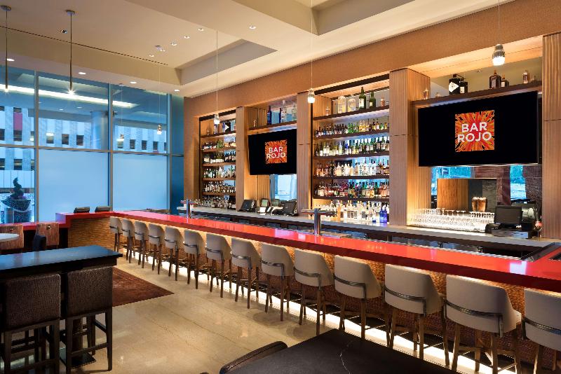 Отель Grand Hyatt San Antonio River Walk