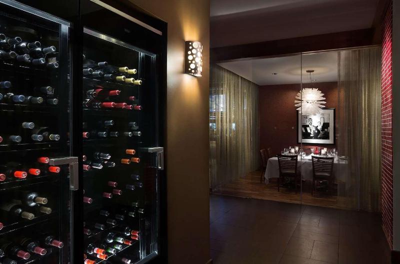 Отель Grand Hyatt San Antonio River Walk