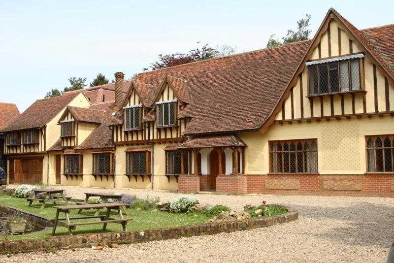 호텔 Great Hallingbury Manor & Lodges