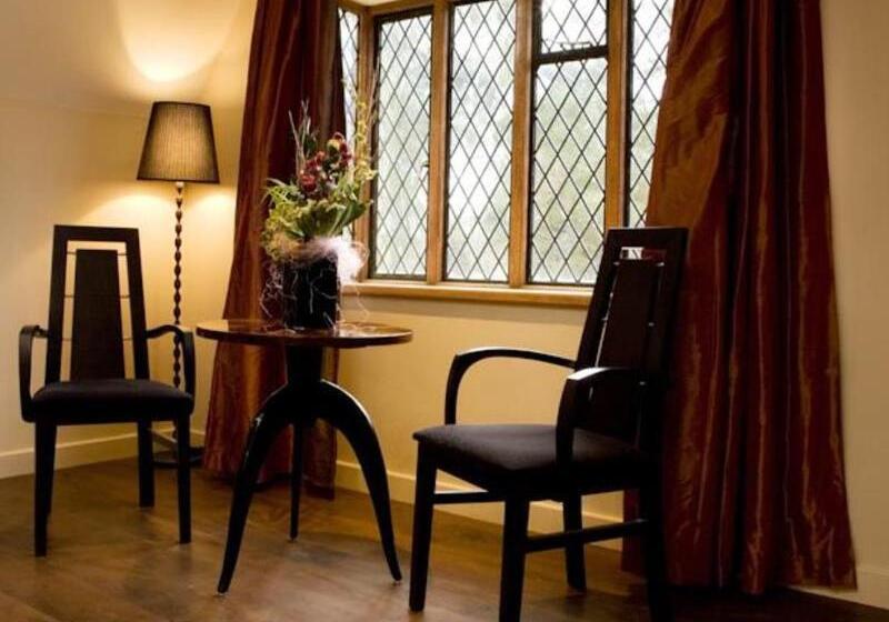 호텔 Great Hallingbury Manor & Lodges
