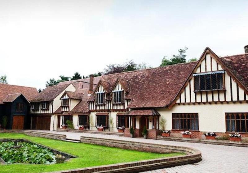 호텔 Great Hallingbury Manor & Lodges