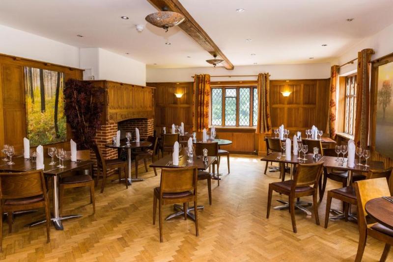 호텔 Great Hallingbury Manor & Lodges