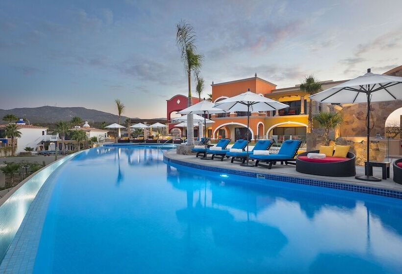 Hotel Hacienda Encantada Resort & Residences