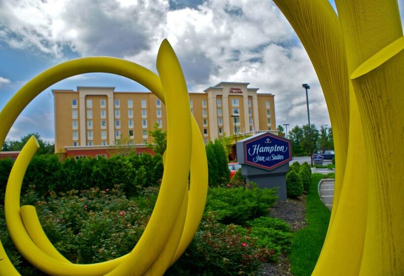 فندق Hampton Inn & Suites Staten Island