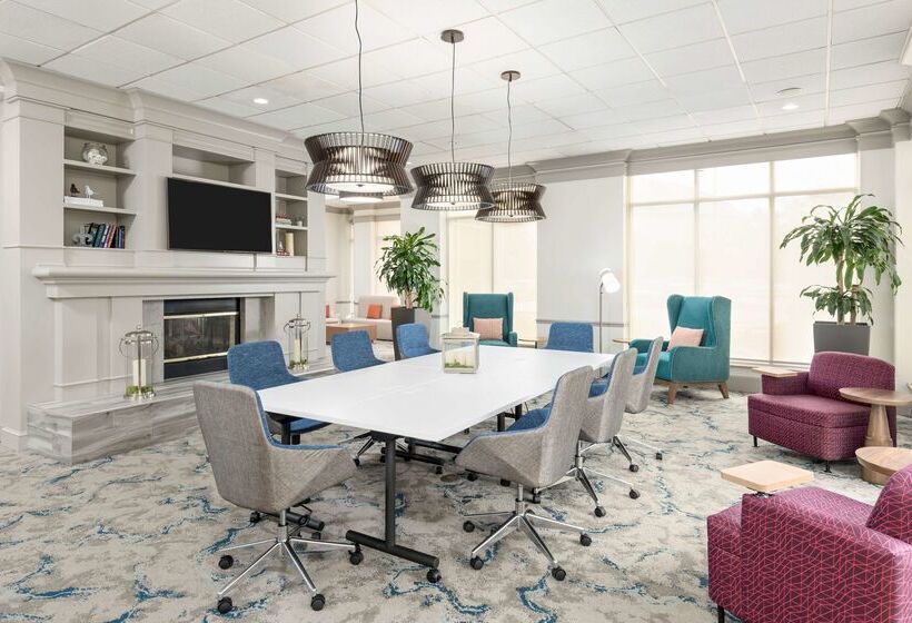 هتل Hilton Garden Inn Lafayette/cajundome