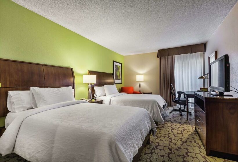 هتل Hilton Garden Inn Phoenix Midtown