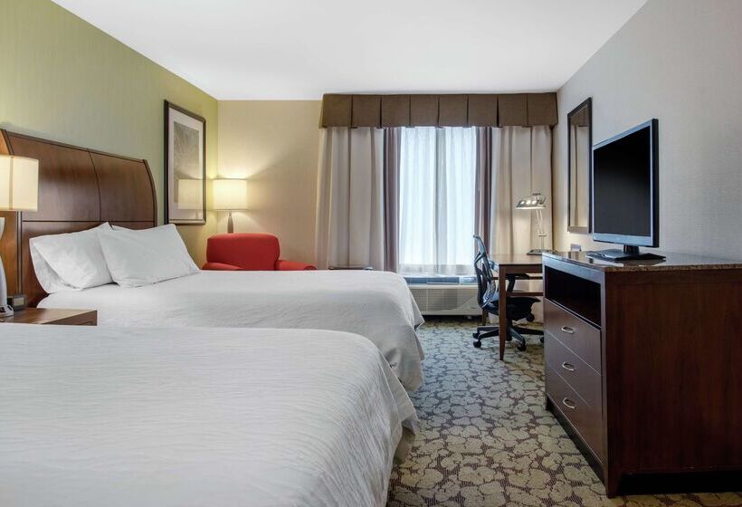 Отель Hilton Garden Inn Portland Airport