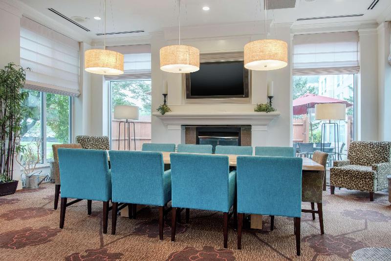 Отель Hilton Garden Inn Portland Airport