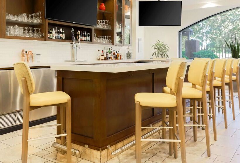 هتل Hilton Garden Inn Raleigh Durham/research Triangle Park