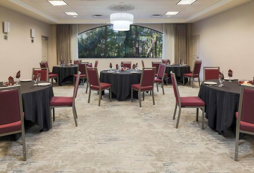 هتل Hilton Garden Inn Raleigh Durham/research Triangle Park