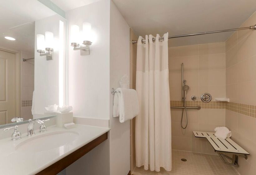 هتل Hilton Garden Inn Raleigh Durham/research Triangle Park