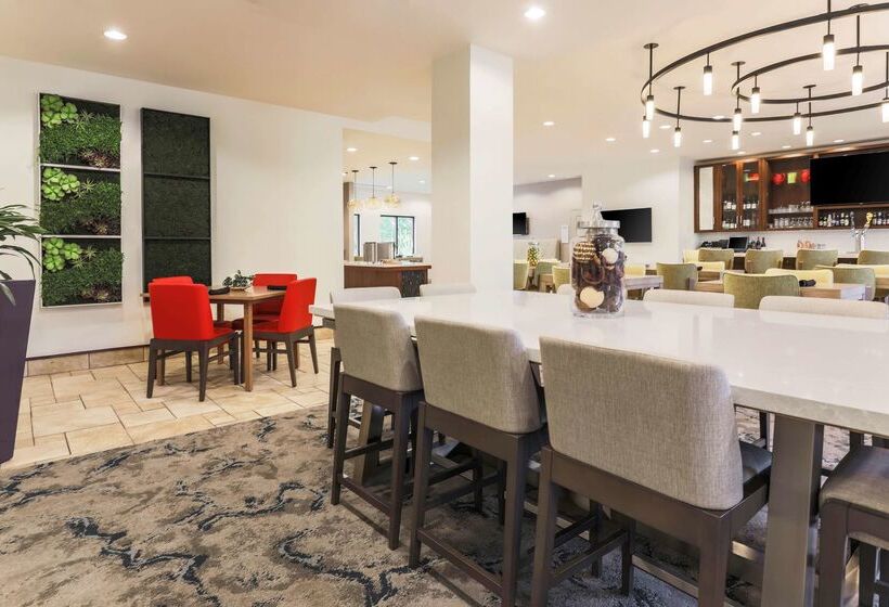 هتل Hilton Garden Inn Raleigh Durham/research Triangle Park