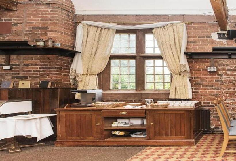 فندق Himley Country