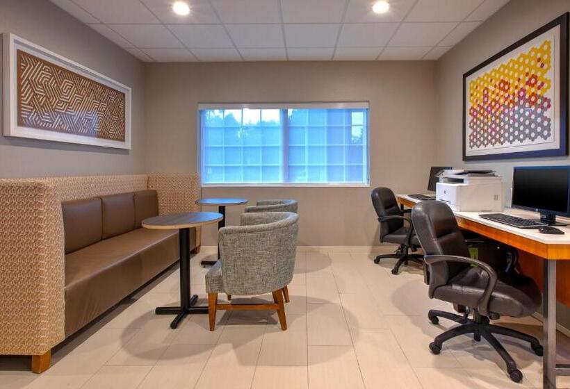 هتل Holiday Inn Express Absecon Atlantic City Area, An Ihg