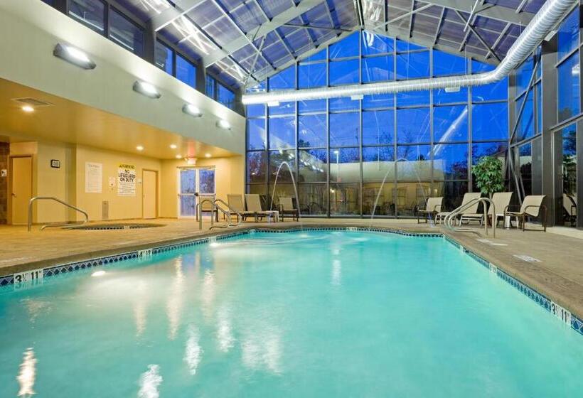 هتل Holiday Inn Express Absecon Atlantic City Area, An Ihg