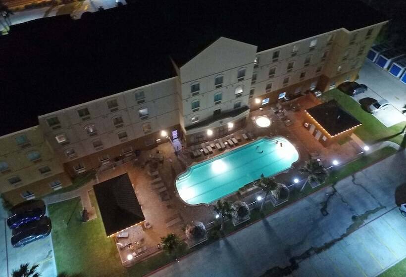 Holiday Inn Express Hotel And Suites South Padre Island, An Ihg