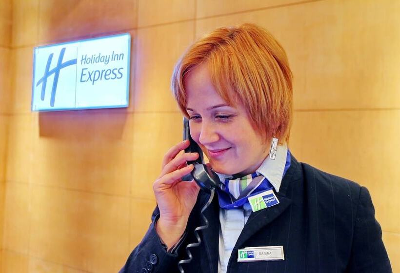 호텔 Holiday Inn Express Birmingham Redditch, An Ihg