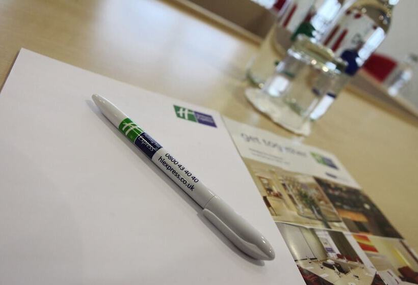 호텔 Holiday Inn Express Birmingham Redditch, An Ihg