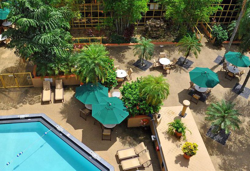 Отель Sawgrass Grand