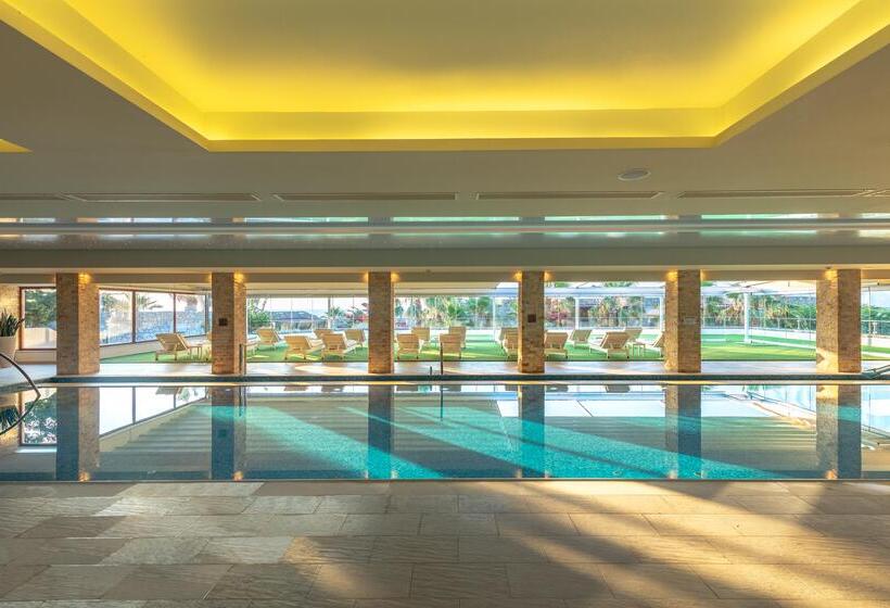 בית מלון כפרי Ikaros Beach, Luxury Resort & Spa   Adults Only