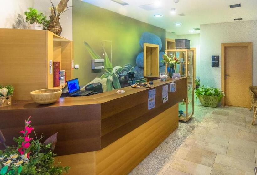 Family Hotel La Luna   All Inclusive