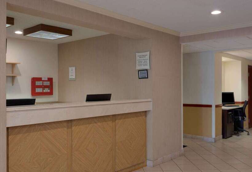 فندق La Quinta Inn & Suites By Wyndham Jacksonville Mandarin