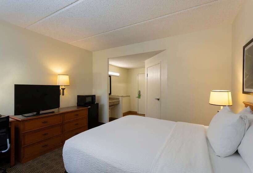 호텔 La Quinta Inn & Suites By Wyndham Jacksonville Mandarin