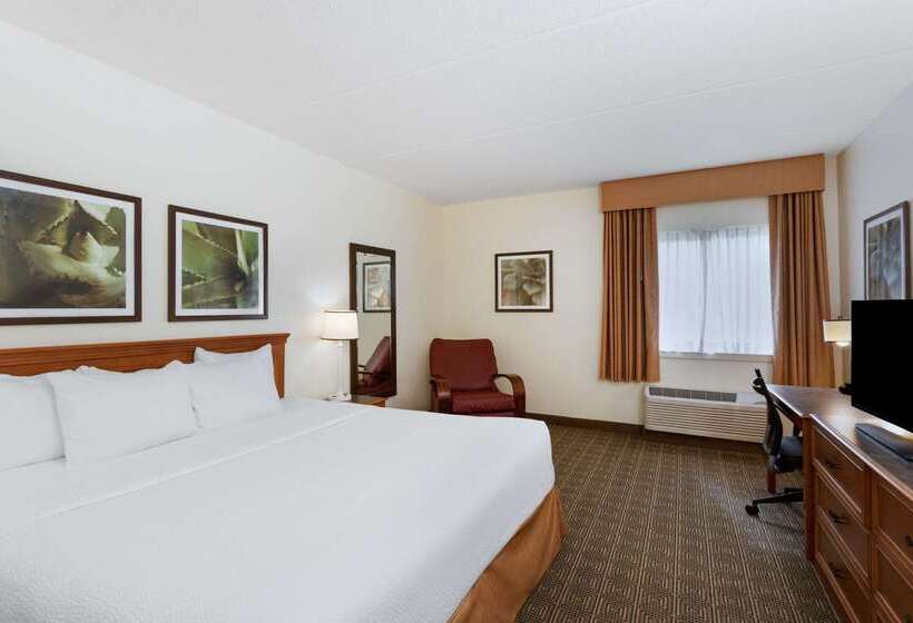فندق La Quinta Inn & Suites By Wyndham Jacksonville Mandarin