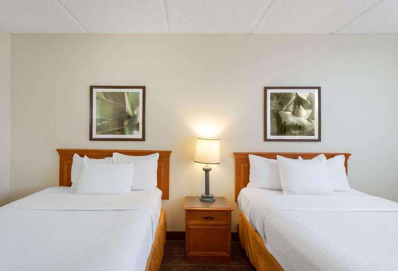 فندق La Quinta Inn & Suites By Wyndham Jacksonville Mandarin