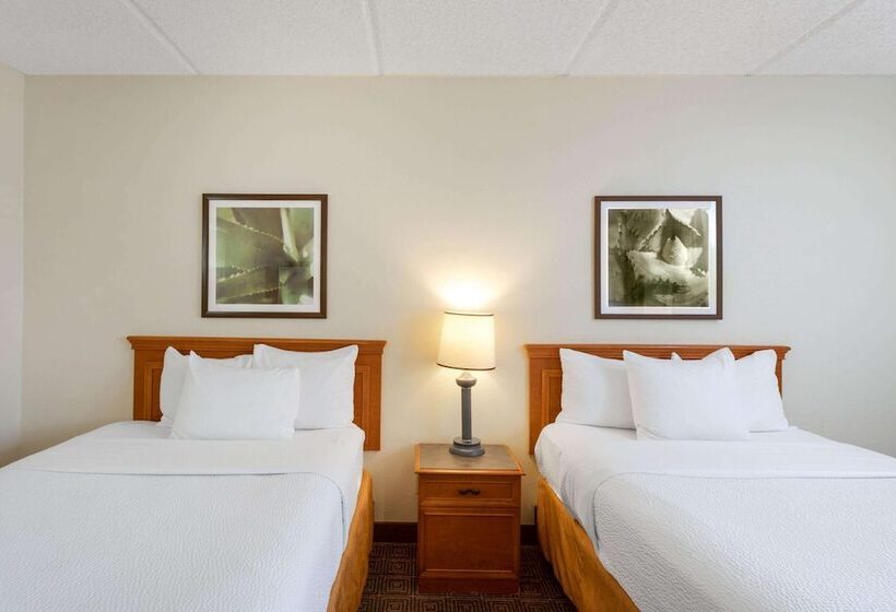 فندق La Quinta Inn & Suites By Wyndham Jacksonville Mandarin