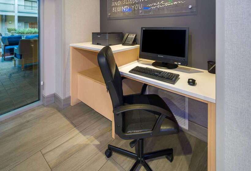 فندق La Quinta By Wyndham Orange County Airport