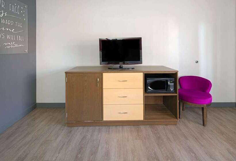 فندق La Quinta By Wyndham Orange County Airport