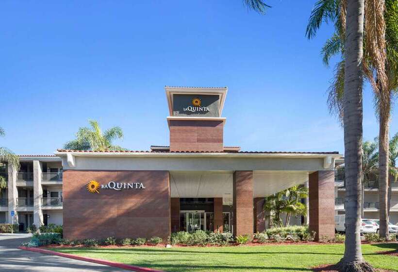 فندق La Quinta By Wyndham Orange County Airport