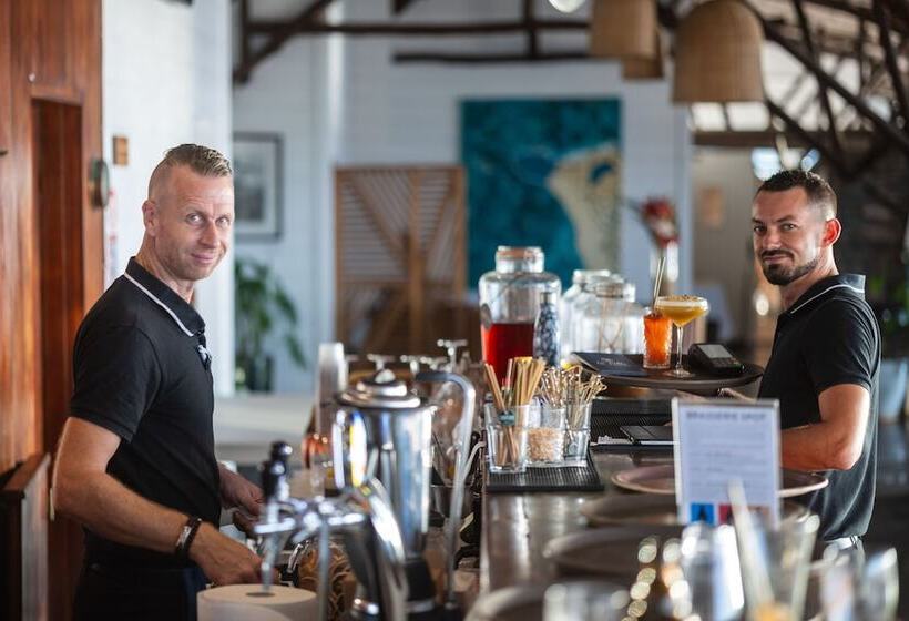 Hotel Le Boucan Canot