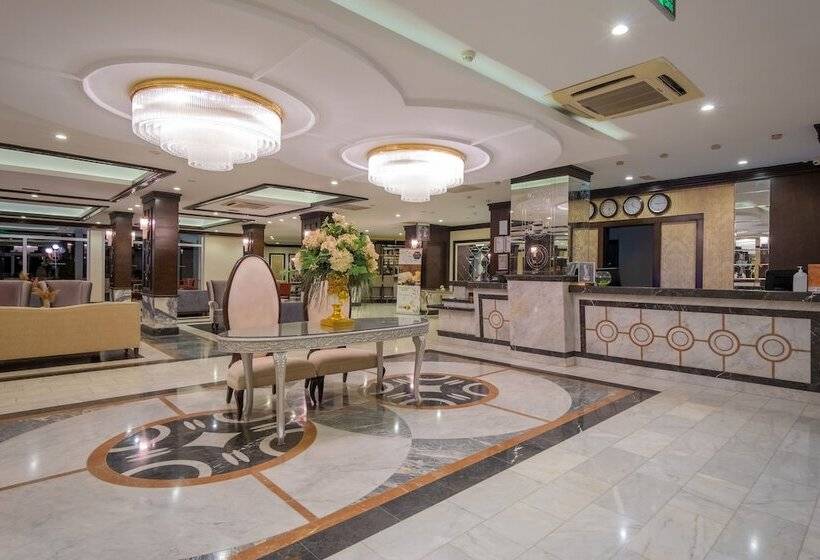 فندق Le Monde Beach Resort & Spa