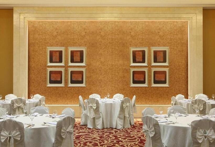 בית מלון כפרי Le Méridien Towers Makkah