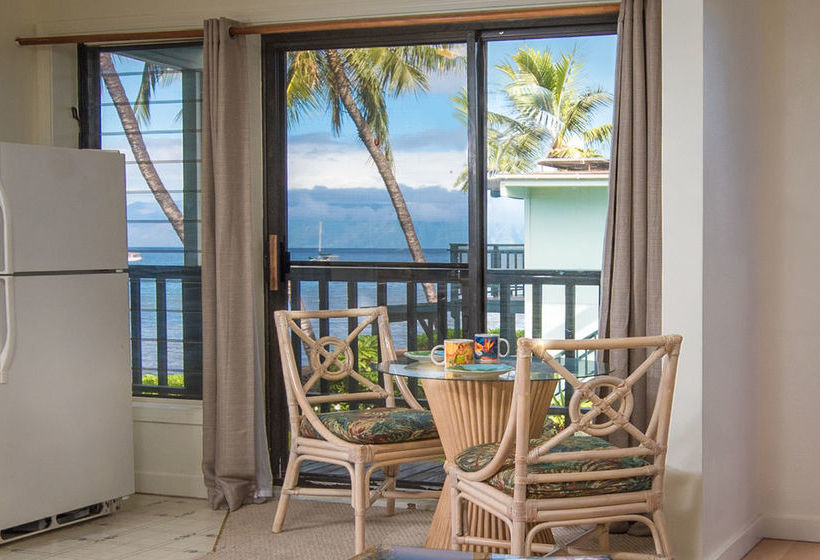 Отель The Makai Inn