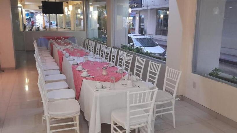 فندق Maria Eugenia Tuxtla Gutierrez