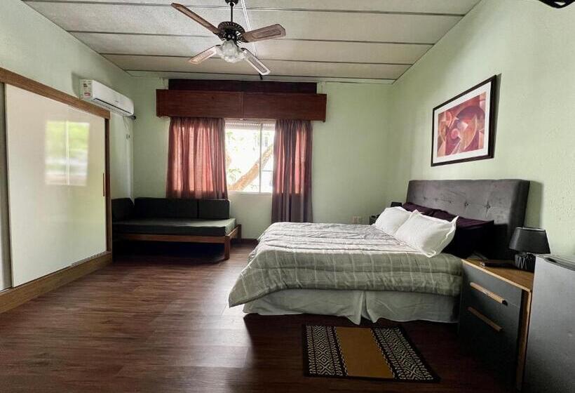 בית מלון כפרי Mediterraneo