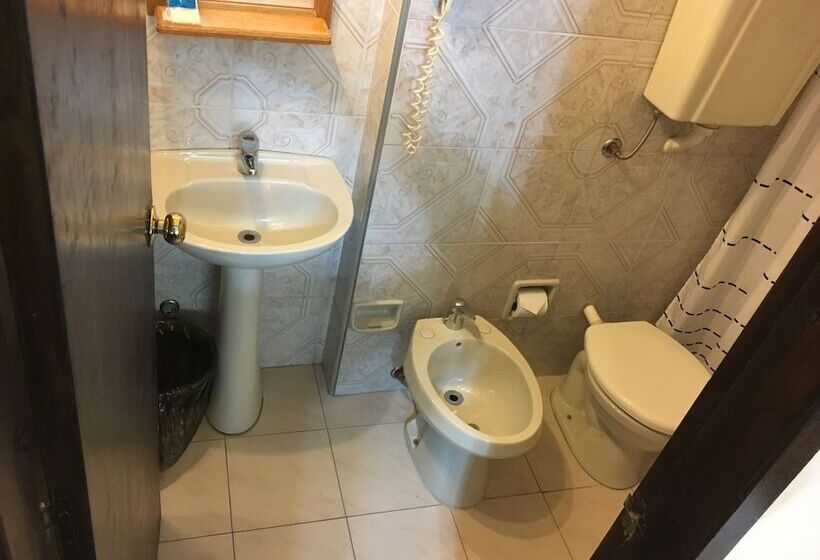 בית מלון כפרי Mediterraneo