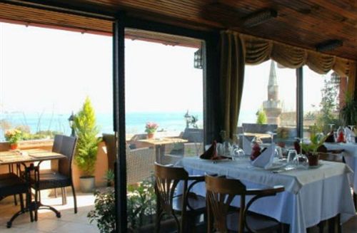 هتل Megara Palace Oldcity