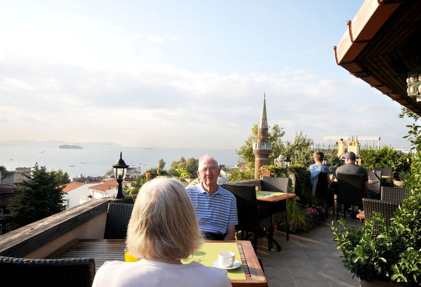 هتل Megara Palace Oldcity