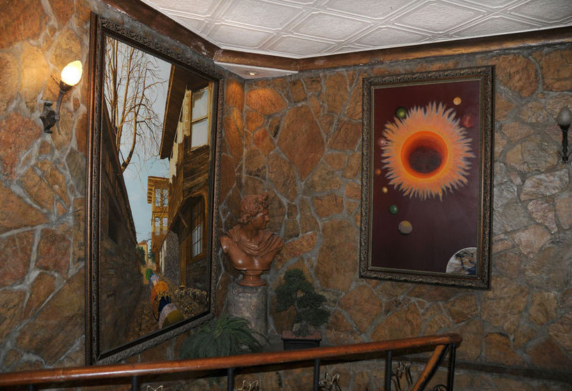 هتل Megara Palace Oldcity