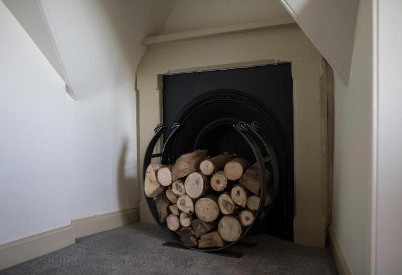 Отель Nether Abbey