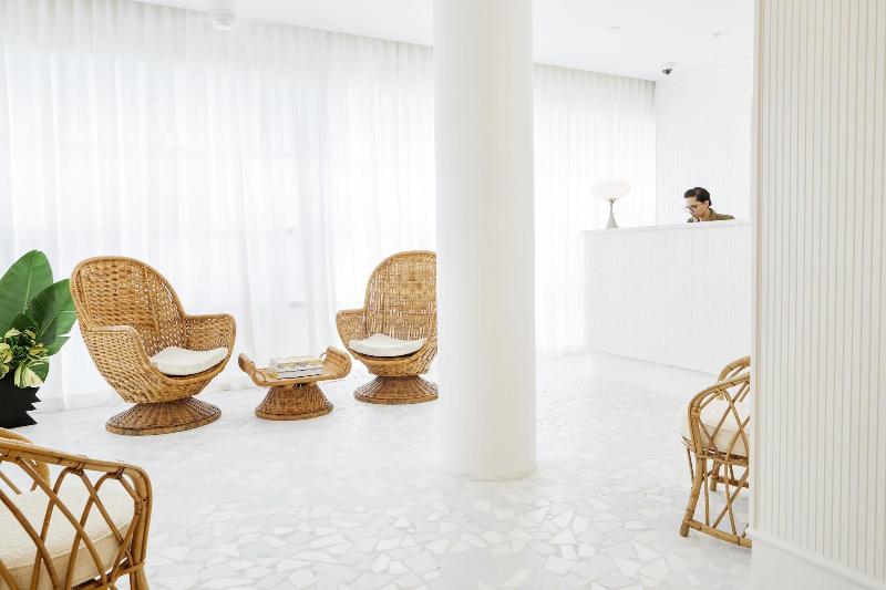 Отель Palm Heights