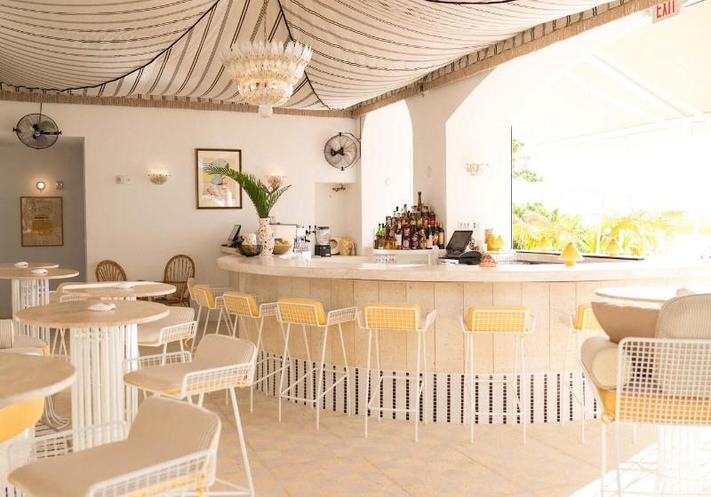 Отель Palm Heights